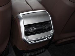 2023款 xDrive60L 豪华套装