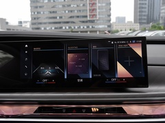 2023款 xDrive60L 豪华套装