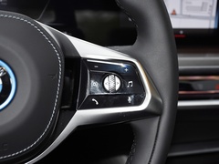 2023款 xDrive60L 豪华套装
