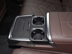 2023款 xDrive60L 豪华套装