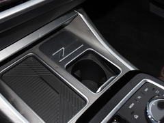 2023款 xDrive60L 豪华套装