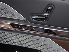 2023款 xDrive60L 豪华套装