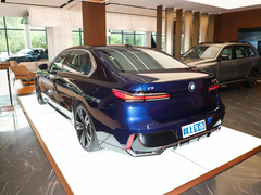 2023款 xDrive60L 豪华套装