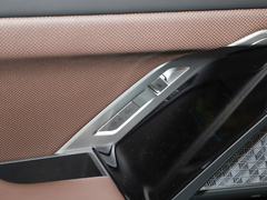2023款 xDrive60L 豪华套装