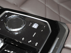 2023款 xDrive60L 豪华套装