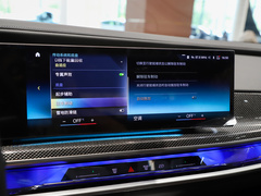 2023款 xDrive60L 豪华套装