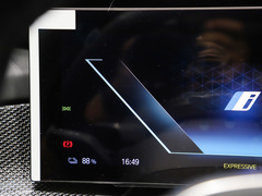 2023款 xDrive60L 豪华套装