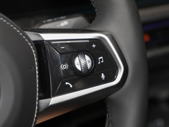 2023款 xDrive60L 豪华套装