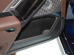 2023款 xDrive60L 豪华套装