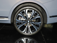 2023款 xDrive40i 领先型豪华套装