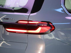 2023款 xDrive40i 领先型豪华套装