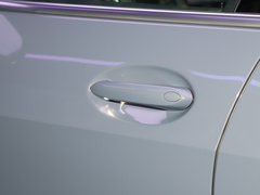 2023款 xDrive40i 领先型豪华套装