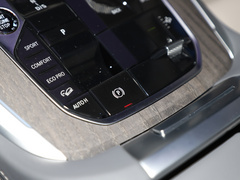 2023款 xDrive40i 领先型豪华套装