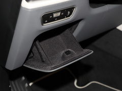 2023款 xDrive40i 领先型豪华套装