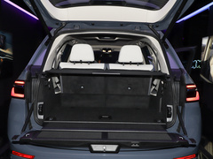 2023款 xDrive40i 领先型豪华套装