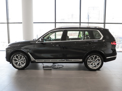 2023款 xDrive40i 领先型豪华套装