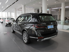 2023款 xDrive40i 领先型豪华套装