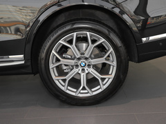 2023款 xDrive40i 领先型豪华套装