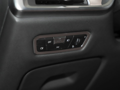 2023款 xDrive40i 领先型豪华套装