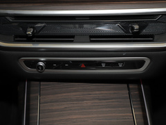 2023款 xDrive40i 领先型豪华套装
