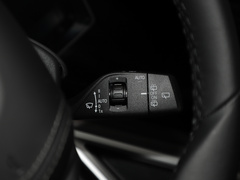 2023款 xDrive40i 领先型豪华套装