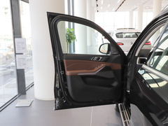 2023款 xDrive40i 领先型豪华套装