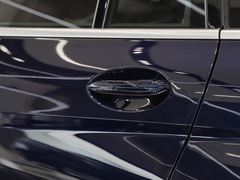 2023款 xDrive40i 领先型豪华套装