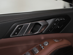 2023款 xDrive40i 领先型豪华套装