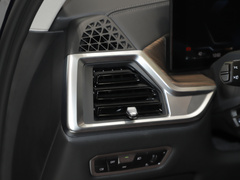 2023款 xDrive40i 领先型豪华套装