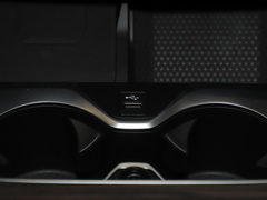 2023款 xDrive40i 领先型豪华套装