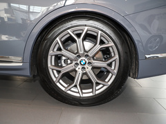 2023款 xDrive40i 领先型豪华套装