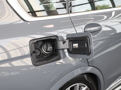 2023款 xDrive40i 领先型豪华套装