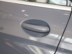 2023款 xDrive40i 领先型豪华套装