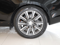 2023款 3.0 L6 400PS 盛世加长版