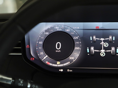 2023款 3.0 L6 400PS 盛世加长版