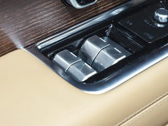 2023款 3.0 L6 400PS 盛世七座加长版