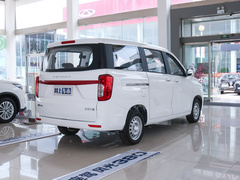 2022款 1.5L 精典型客车 7座
