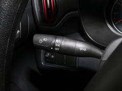 2022款 1.5L 精典型客车 7座