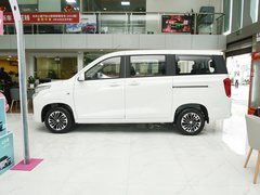 2022款 1.5L 舒适型客车(钢板弹簧)7座
