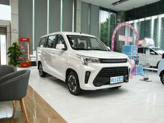 2022款 1.5L 舒适型客车(钢板弹簧)7座