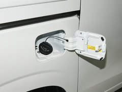 2022款 1.5L 舒适型客车(钢板弹簧)7座