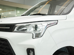 2022款 1.5L 舒适型客车(钢板弹簧)7座