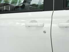 2022款 1.5L 舒适型客车(钢板弹簧)7座