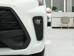 2022款 1.5L 舒适型客车(钢板弹簧)7座