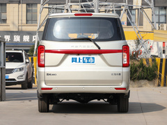 2022款 1.5L 豪华型客车 5座