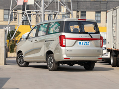 2022款 1.5L 豪华型客车 5座