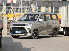 2022款 1.5L 豪华型客车 5座