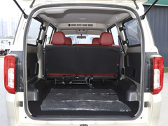 2022款 1.5L 豪华型客车 5座