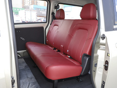 2022款 1.5L 豪华型客车 5座