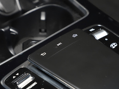 2023款 AMG C 43 4MATIC 轿跑车